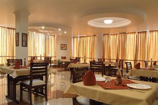 Hotel Polo Regency Sundarnagar Exterior foto
